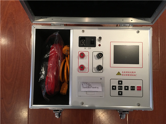 LCZZ-10變壓器直流電阻測試儀用于，繞組的直流電阻測量是變壓器的例行試驗之一，其目的主要是檢查繞組之間、繞組與引線之間的連接或機械特性是否良好、各相繞組之間的電阻是否平衡等，以保證變壓器的安全運行。